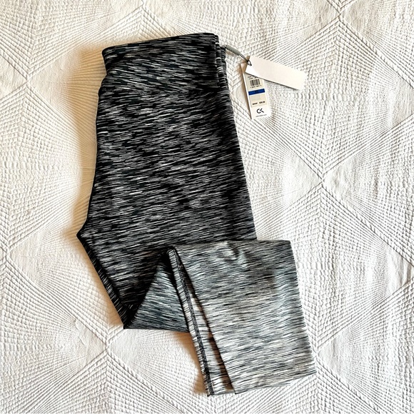 Calvin Klein Ombré Performance Leggings - Picture 2 of 3